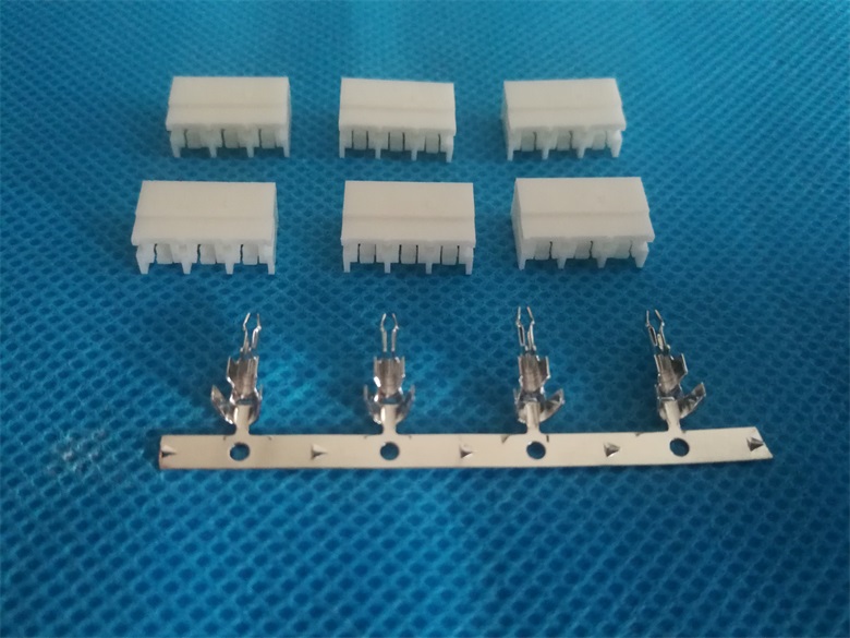 電子連接器 電子連接器