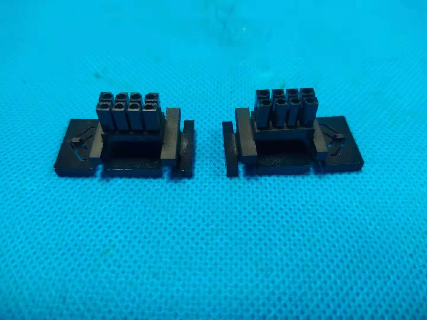 電子連接器 電子連接器