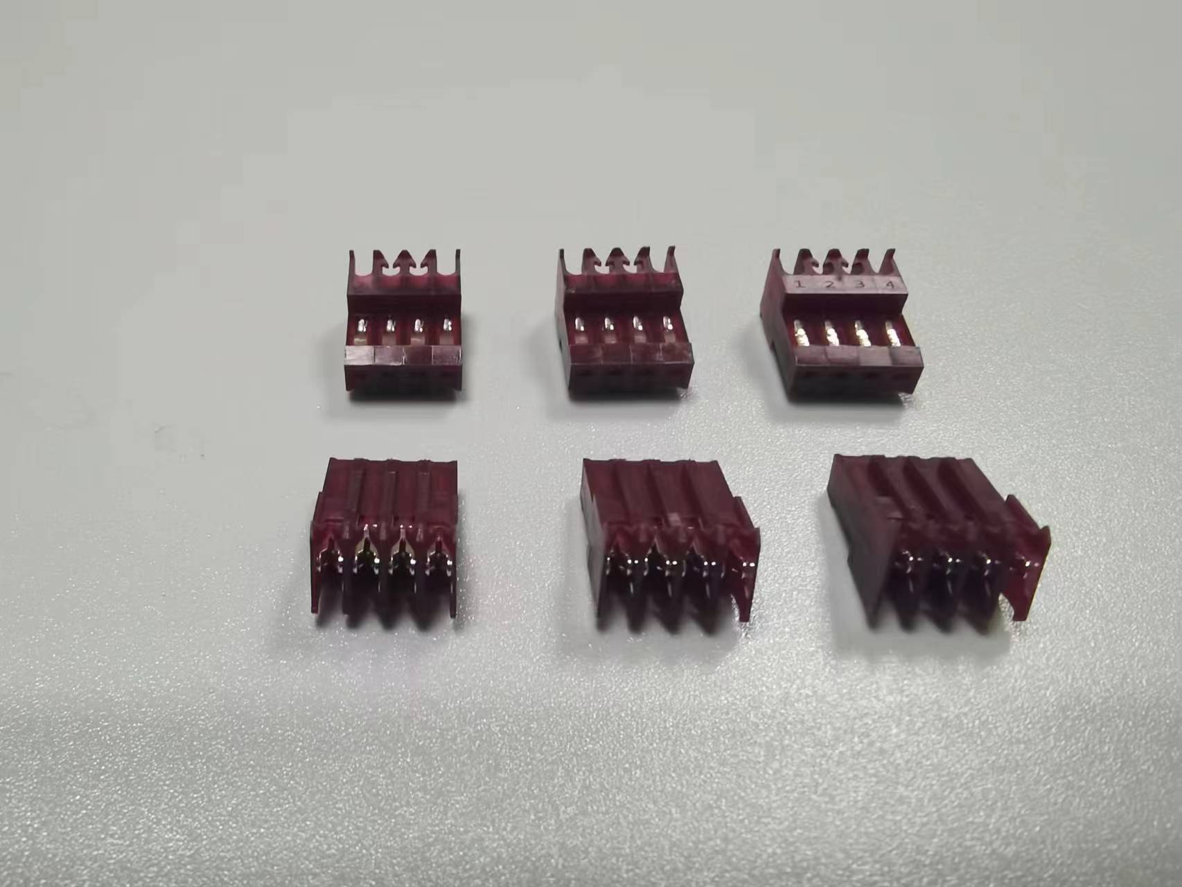 3-640620刺破連接器